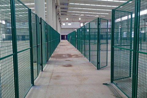 廠區(qū)護欄網(wǎng)